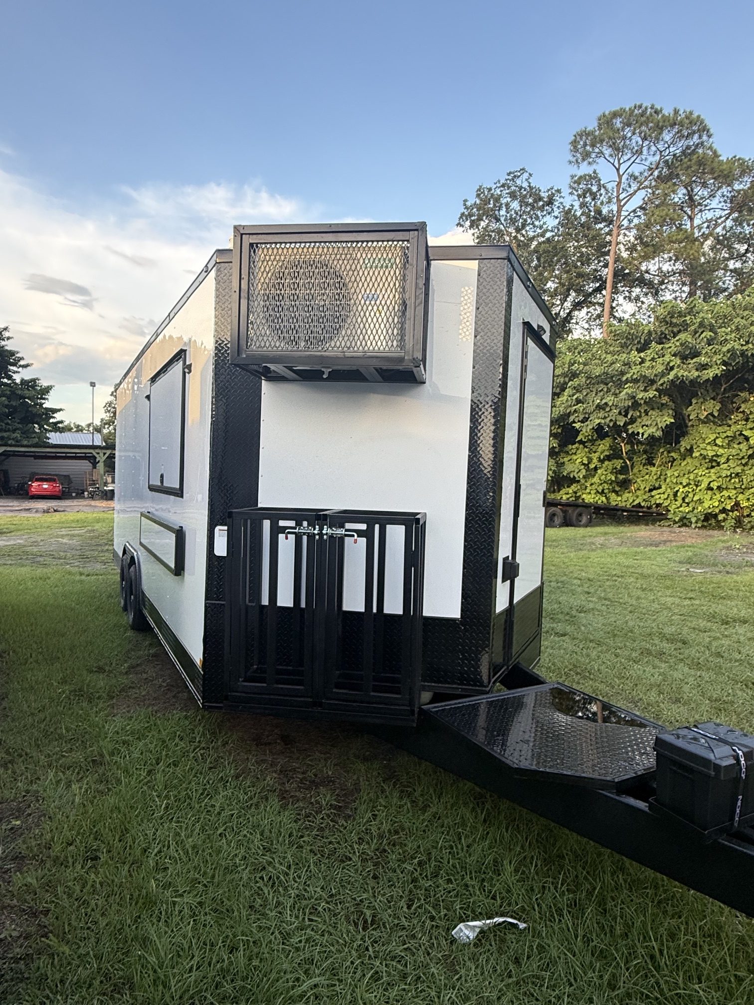 8.5x20 Concession